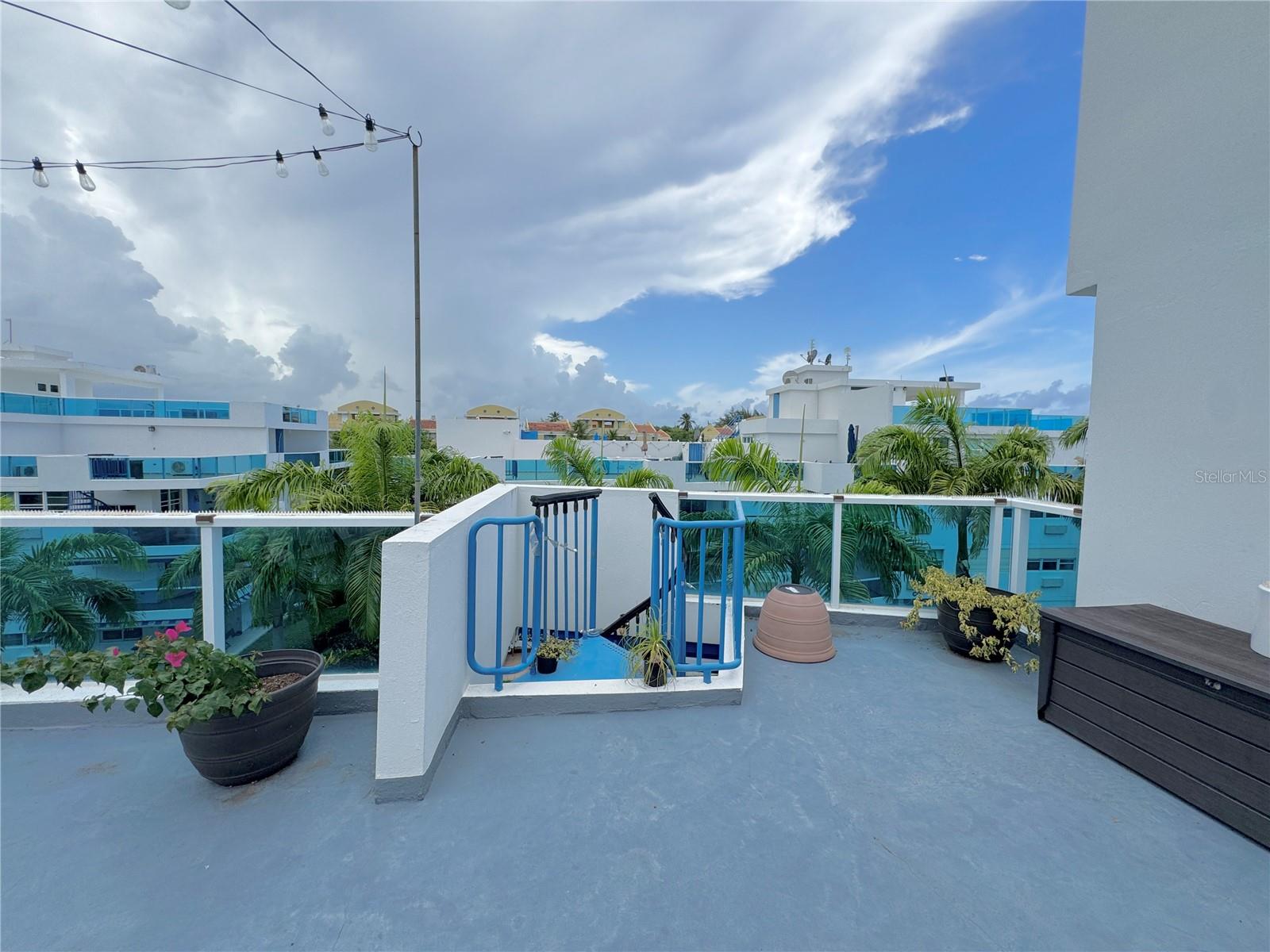 COSTAMAR BEACH VILLAGE WEST - Residential