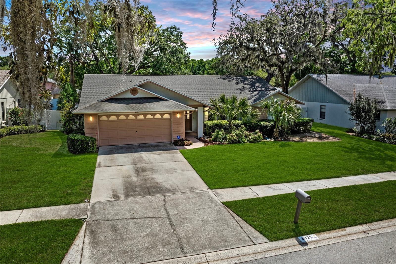 2925 STARMOUNT DRIVE
