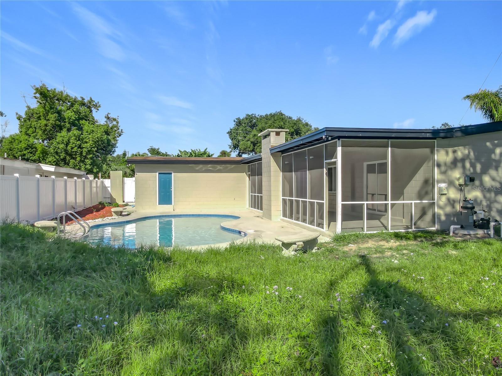 ENGLISH ESTATES UNIT 3 - Residential