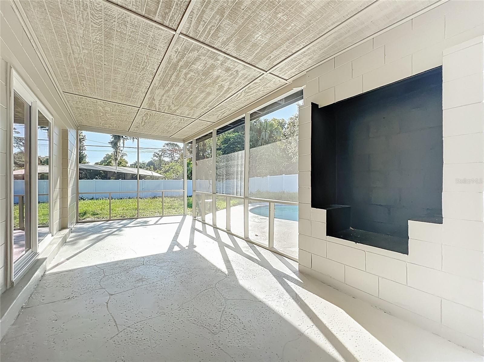 ENGLISH ESTATES UNIT 3 - Residential