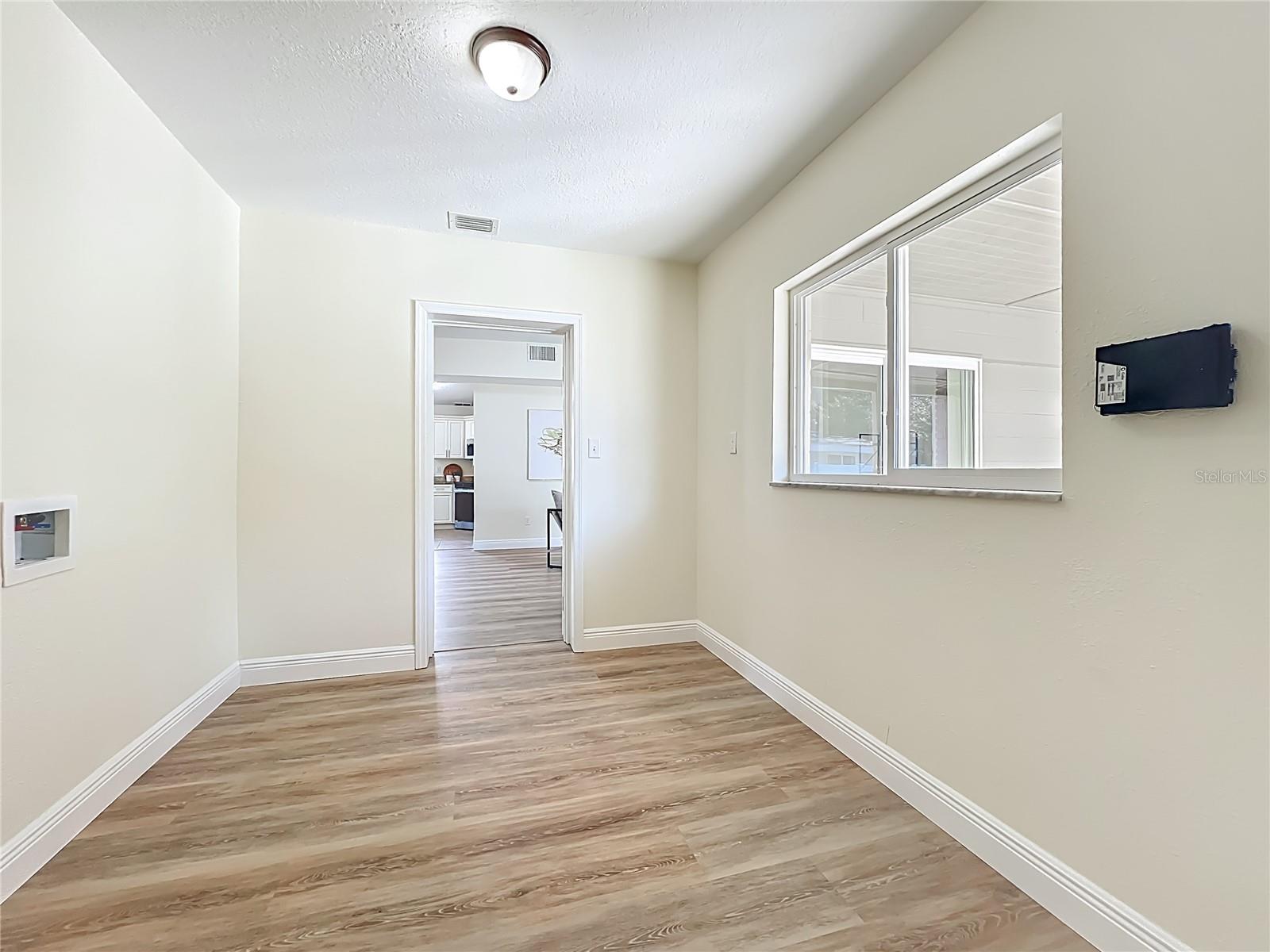 ENGLISH ESTATES UNIT 3 - Residential