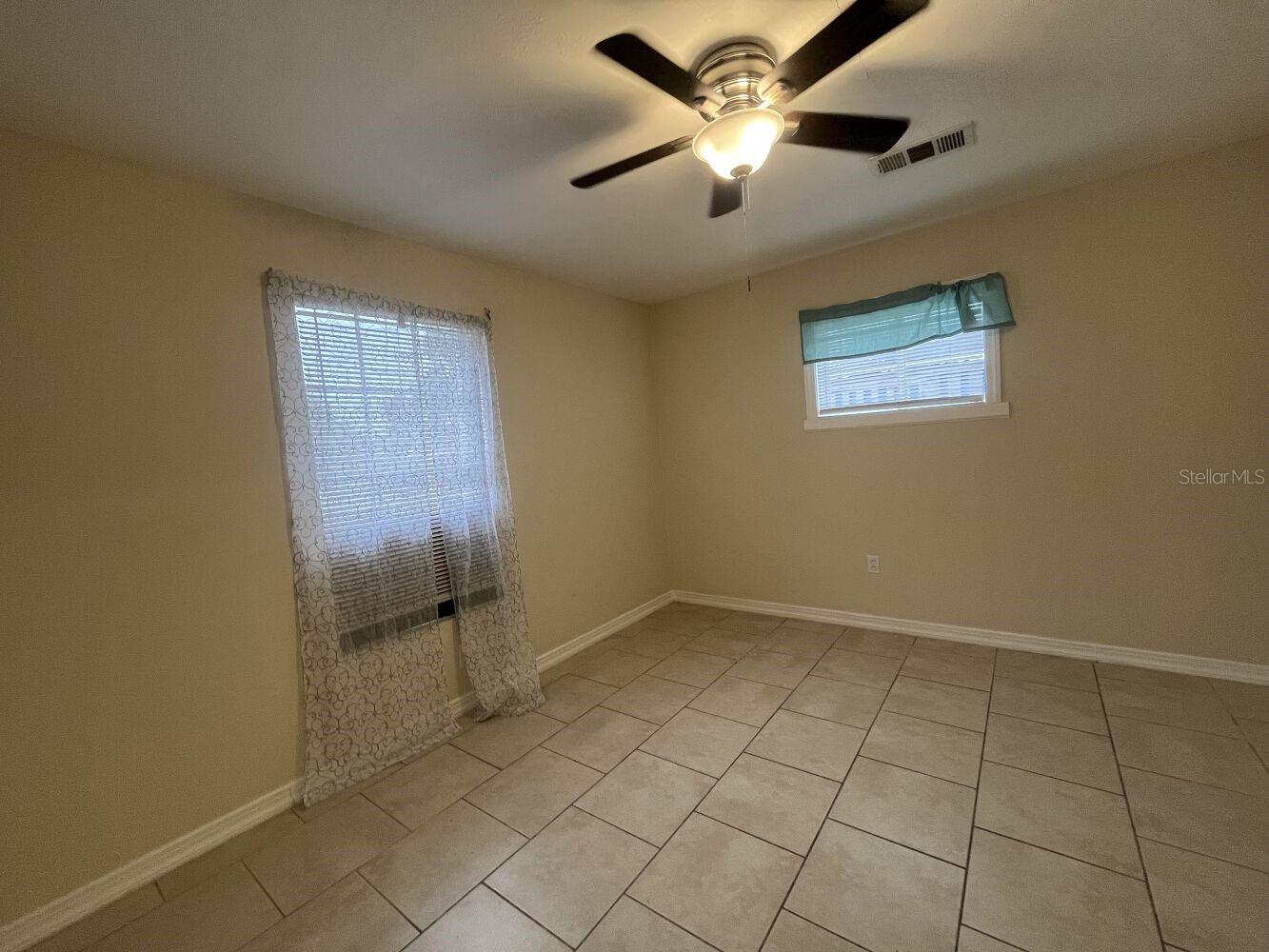 2014 10TH STREET W