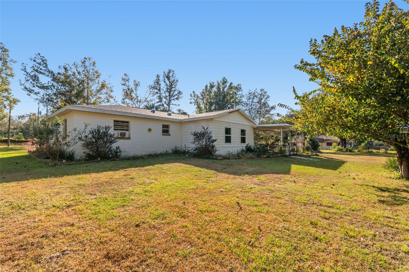 SPRING LAKE AREA - Residential