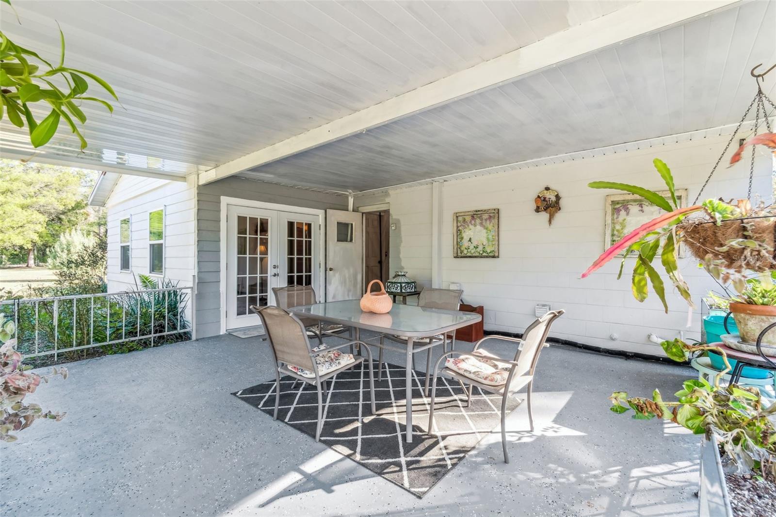 SPRING LAKE AREA - Residential