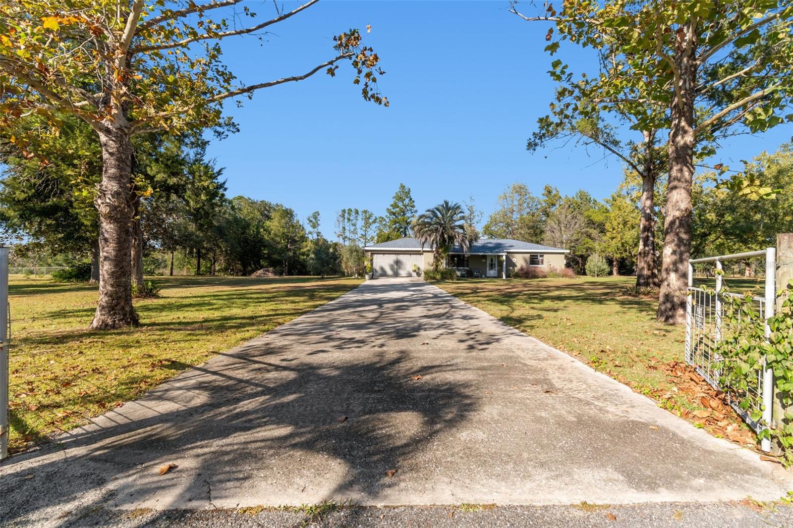 SPRING LAKE AREA - Residential