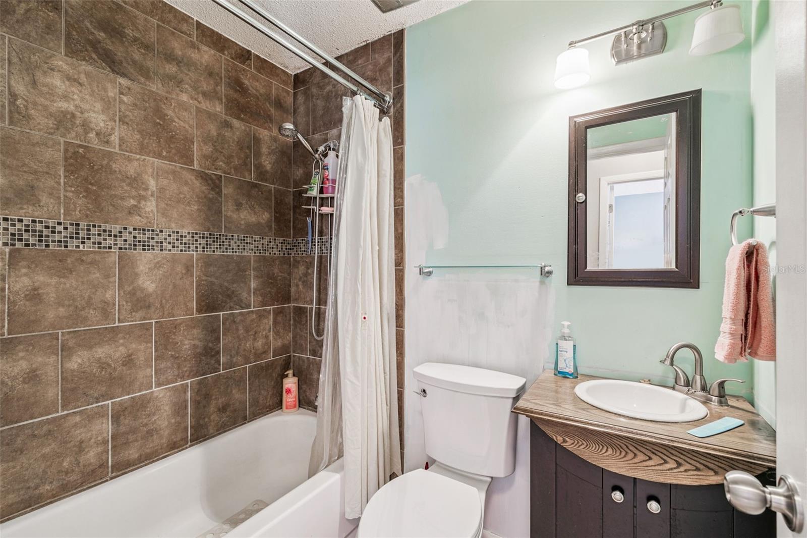 SPRING LAKE AREA - Residential