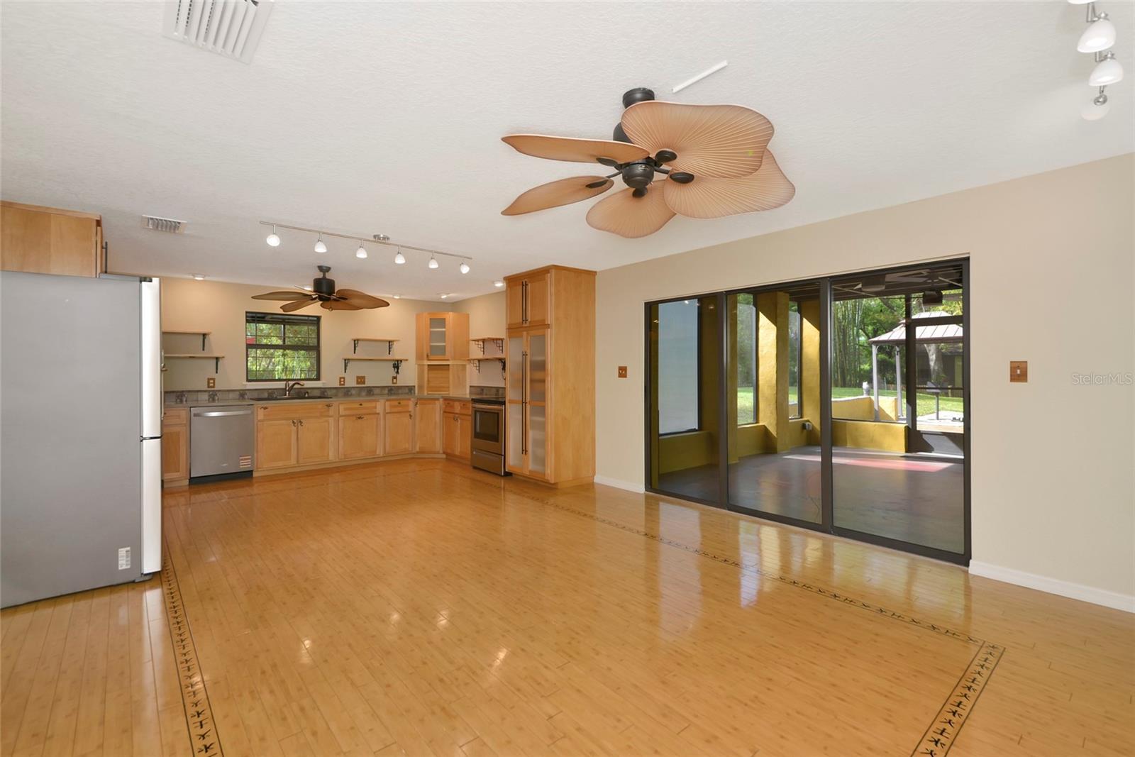 SUNDANCE TRAILS PH IIA IIB - Residential