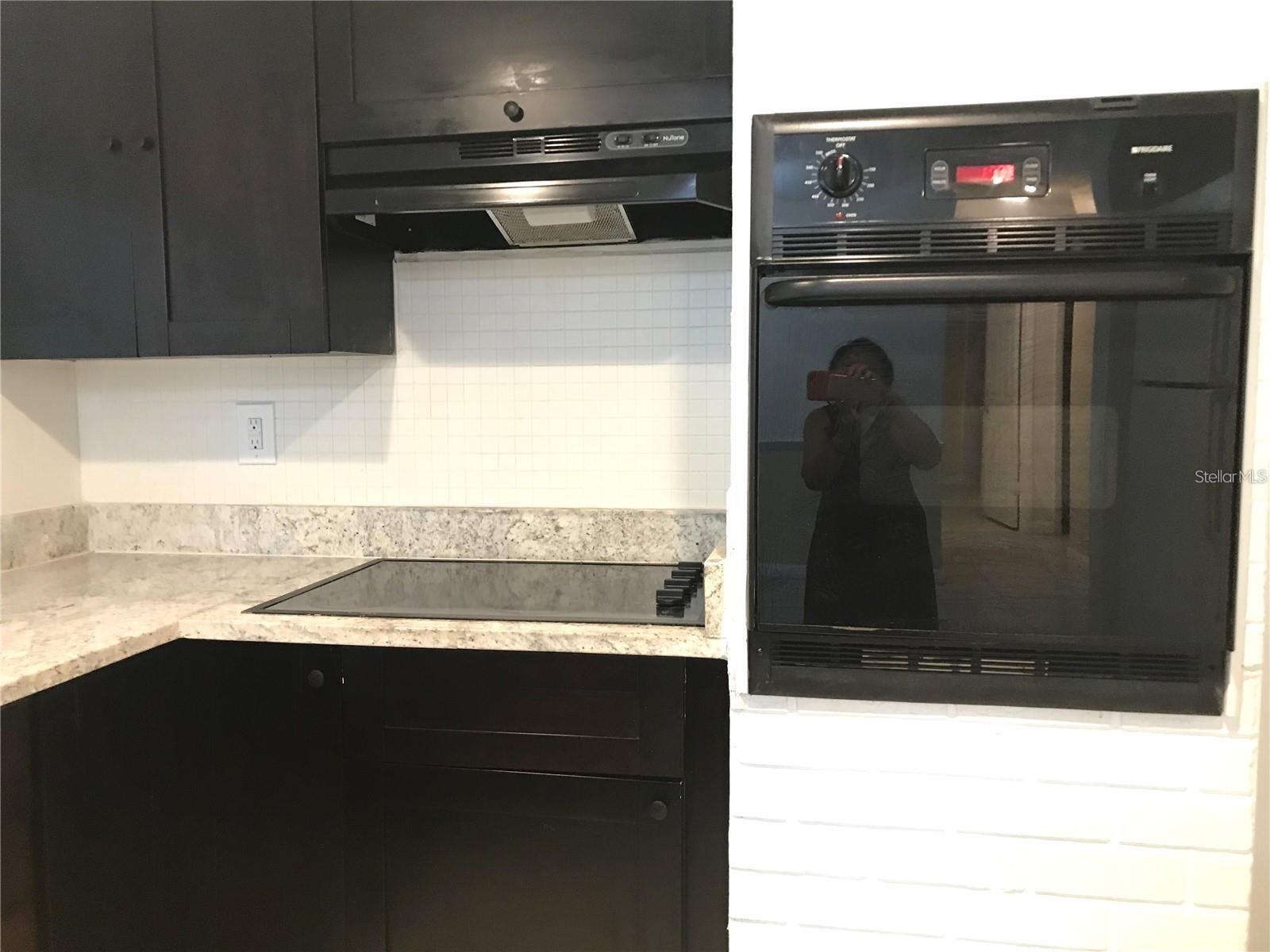 BEACON SQUARE - Residential Lease