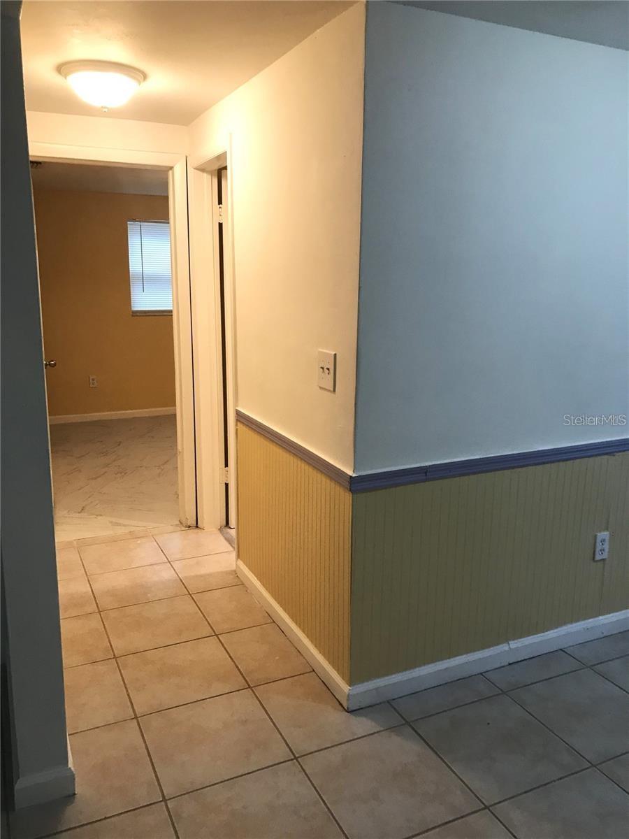 BEACON SQUARE - Residential Lease