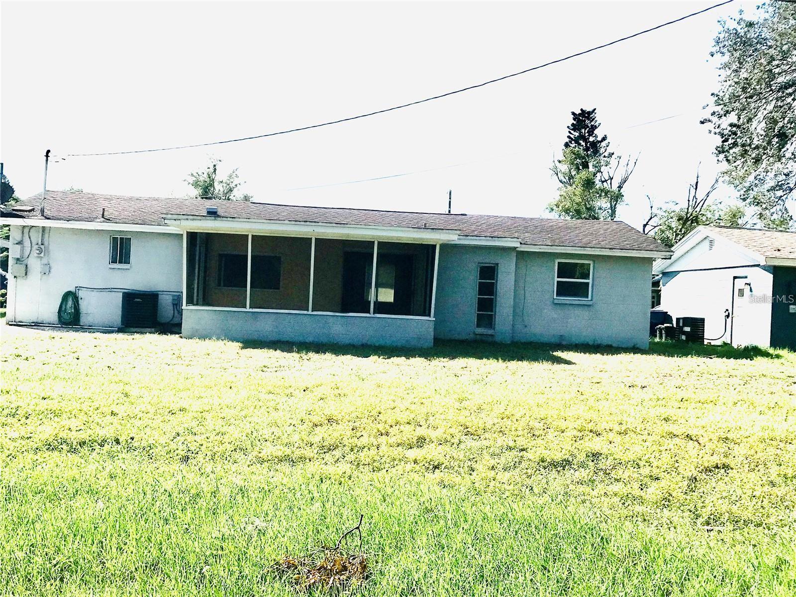 BEACON SQUARE - Residential Lease
