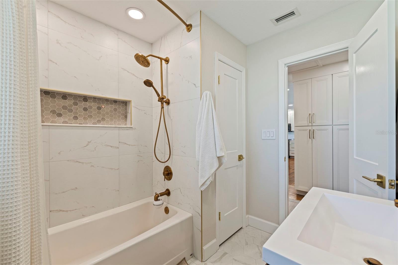 PASADENA ESTATES SEC C - Residential