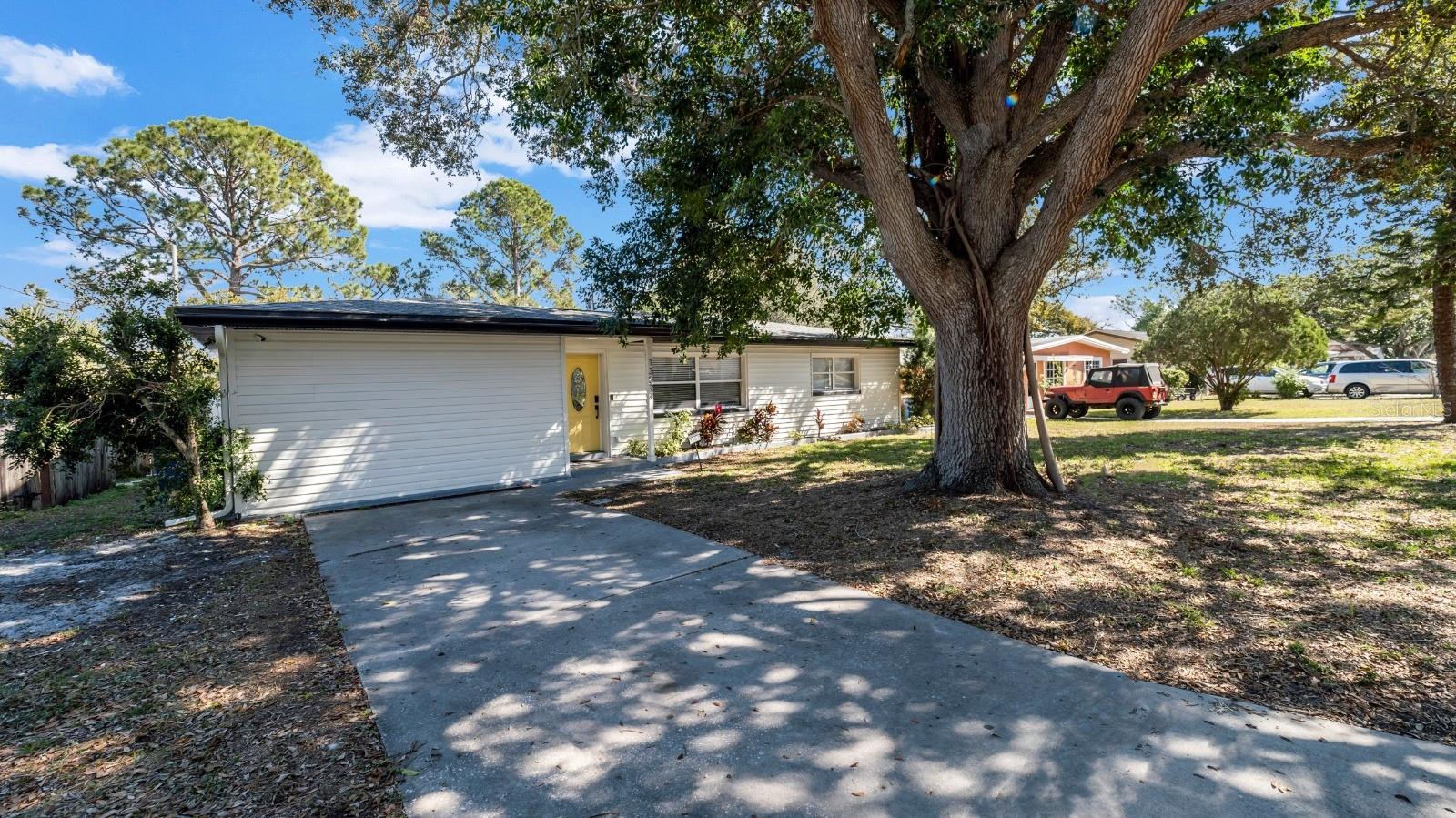 1357 S BETTY LANE