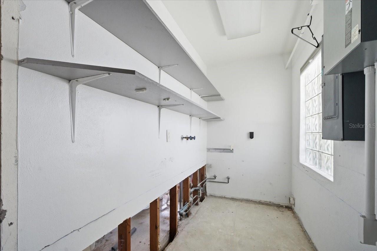 BRIGHTWATER BEACH ESTATES 1ST ADD - Residential