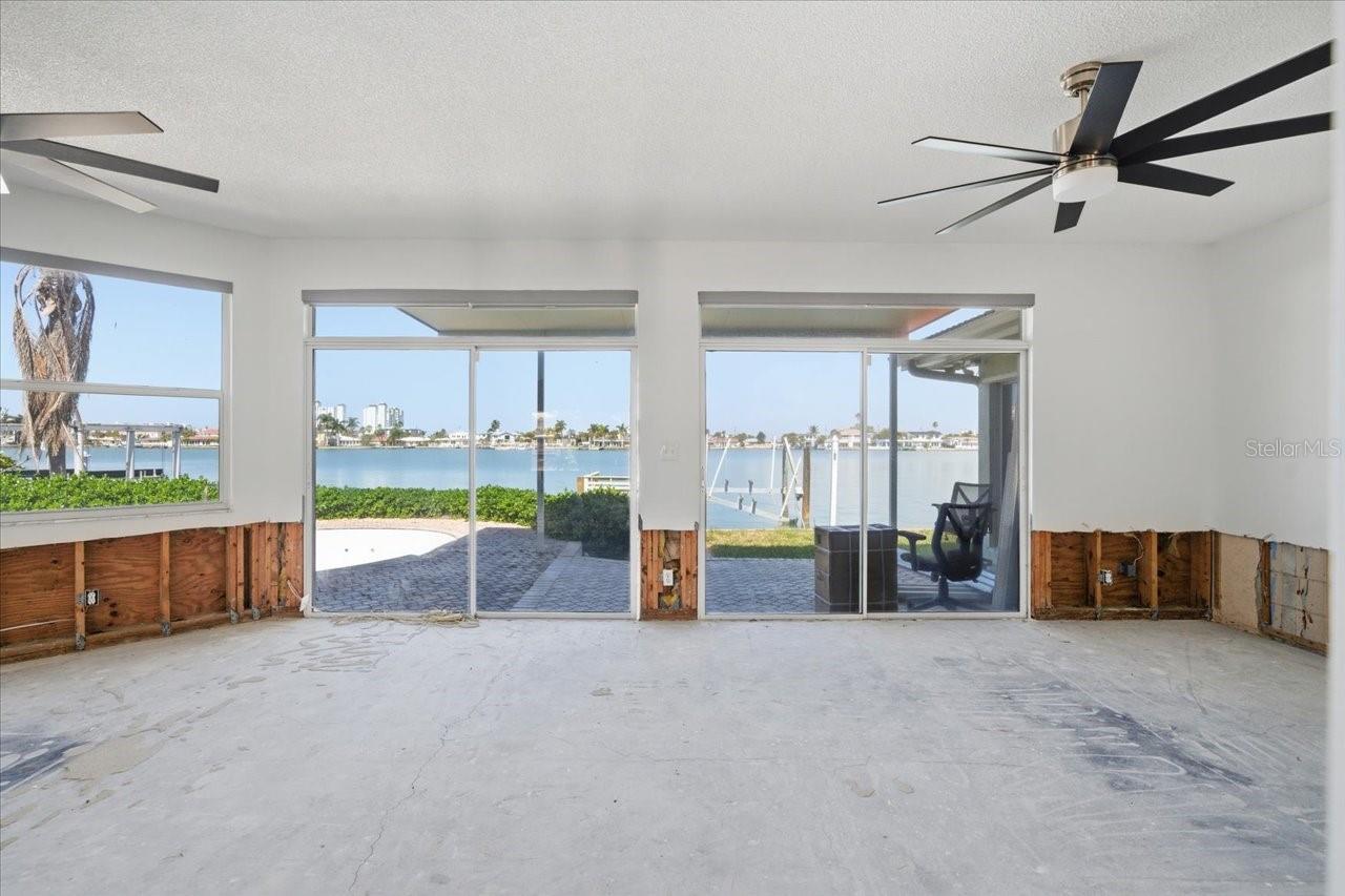 BRIGHTWATER BEACH ESTATES 1ST ADD - Residential