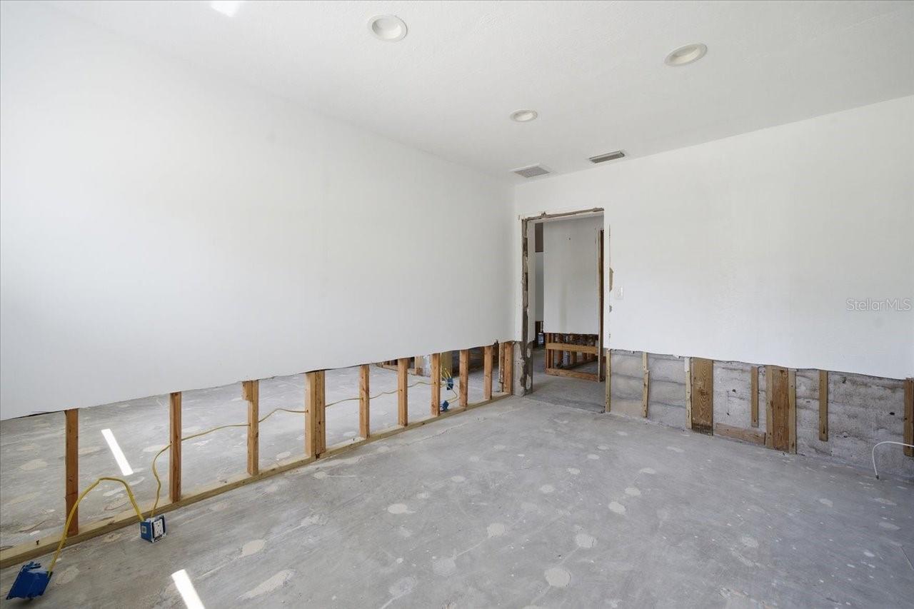 BRIGHTWATER BEACH ESTATES 1ST ADD - Residential