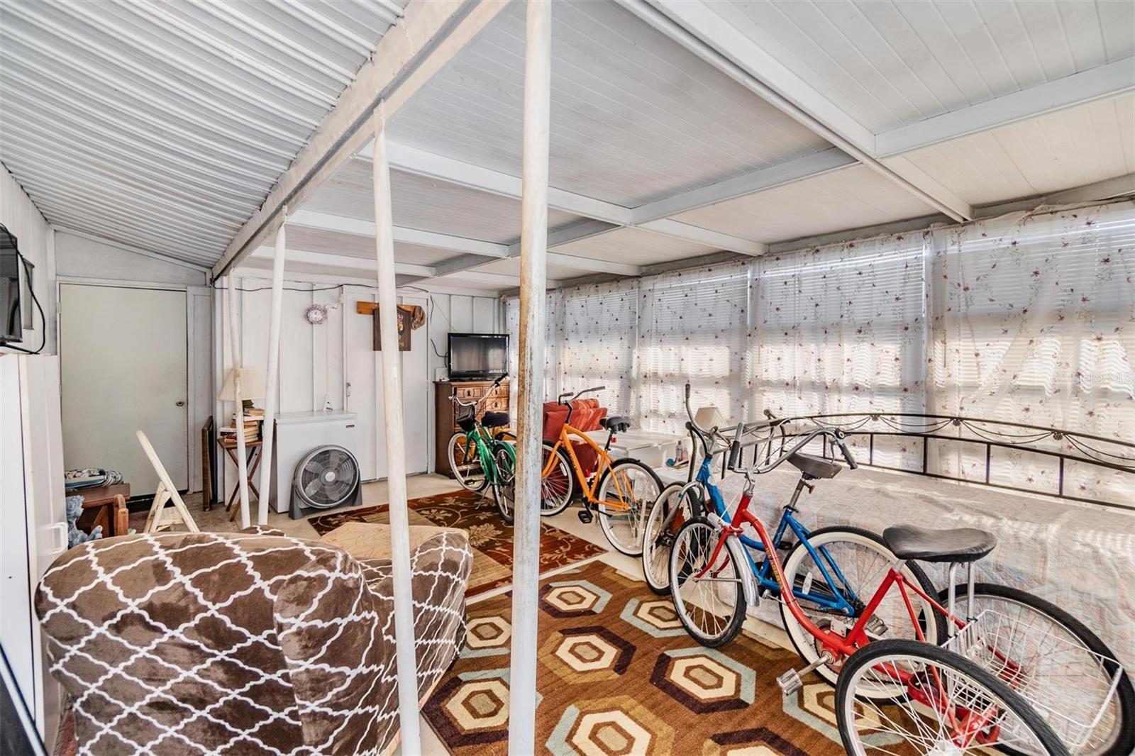 BETMAR ACRES - Residential