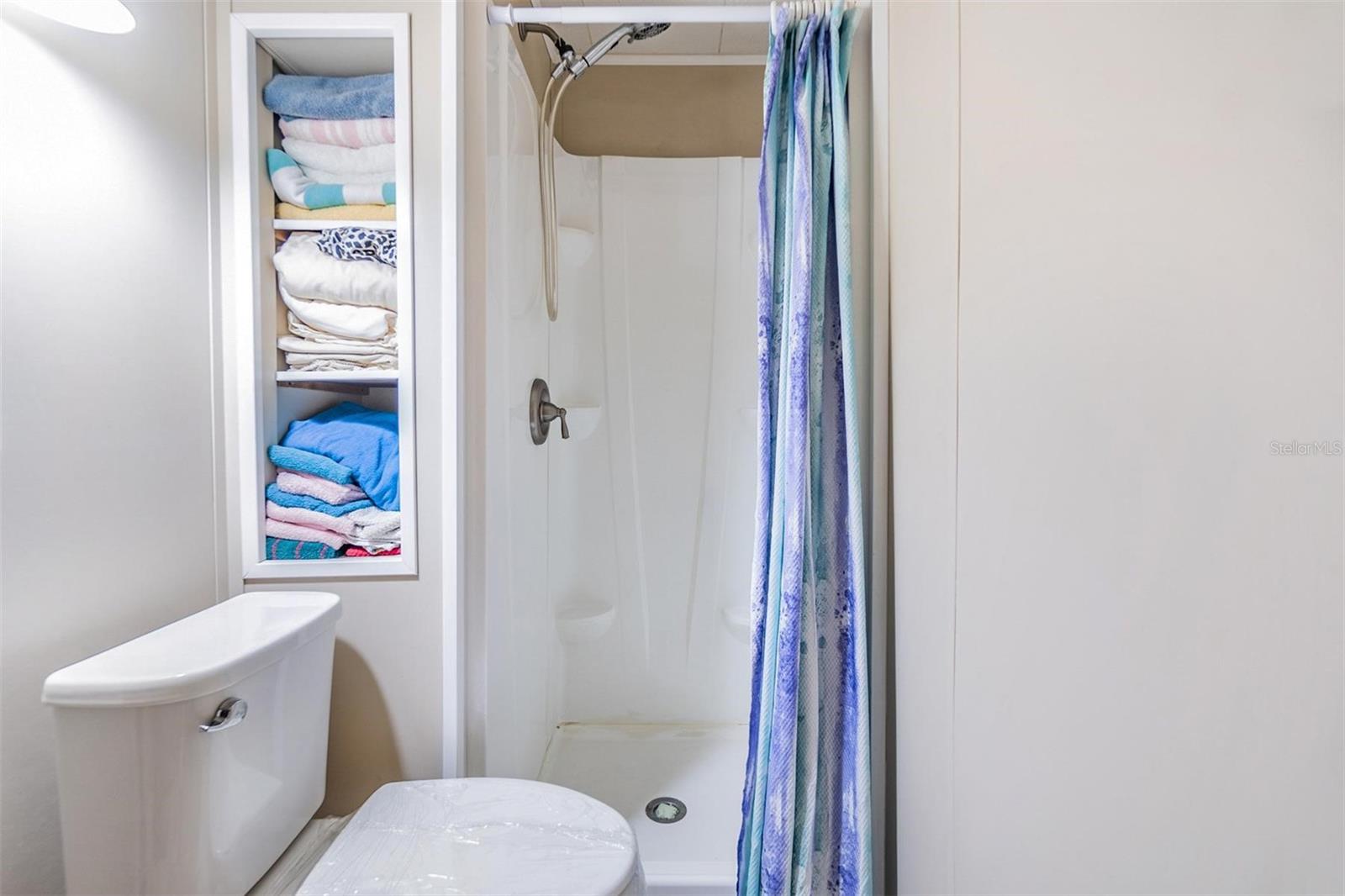 BETMAR ACRES - Residential