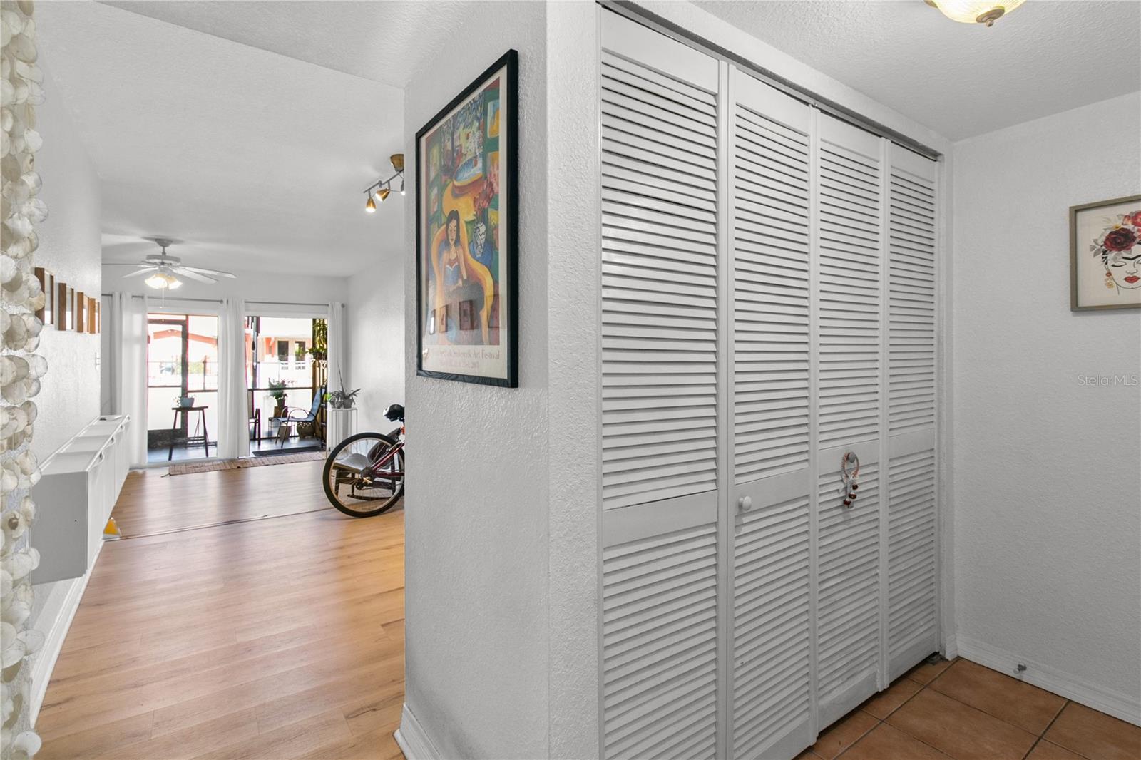 LA COSTA BRAVA LAKESIDE CONDO - Residential