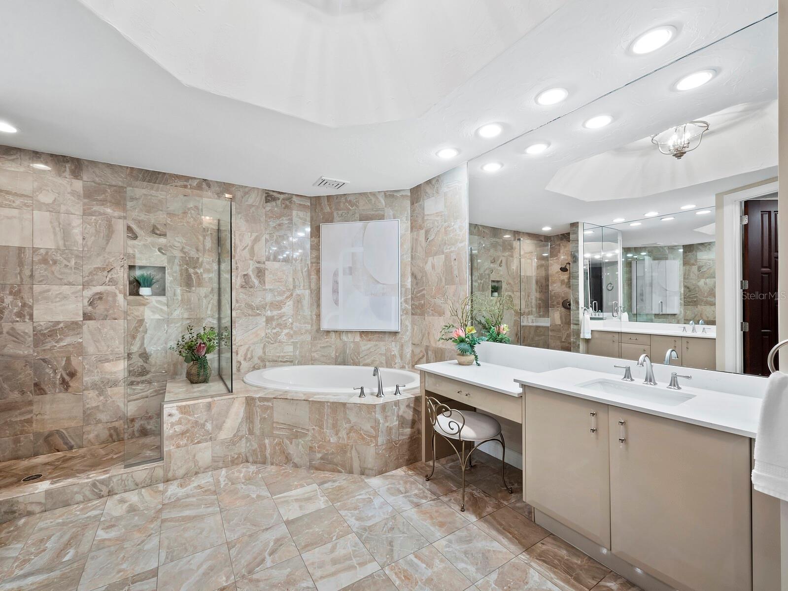 REGENT PLACE PH 2 - Residential