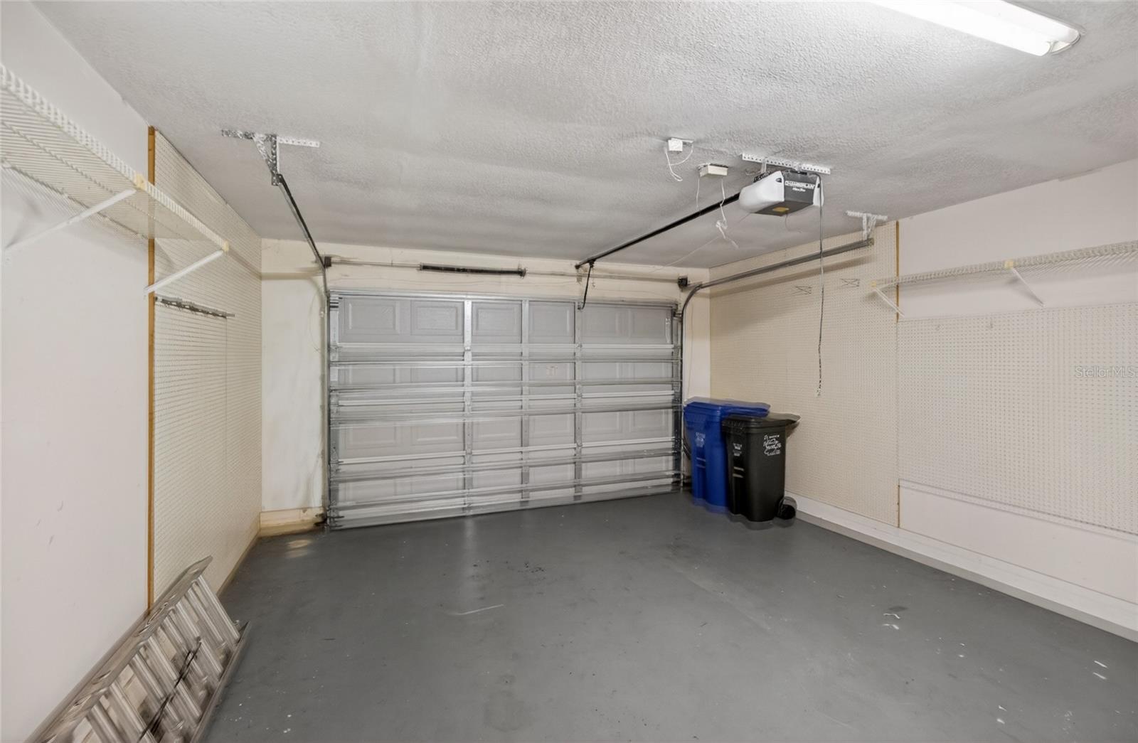 FAIRFIELD ON TEE - Residential