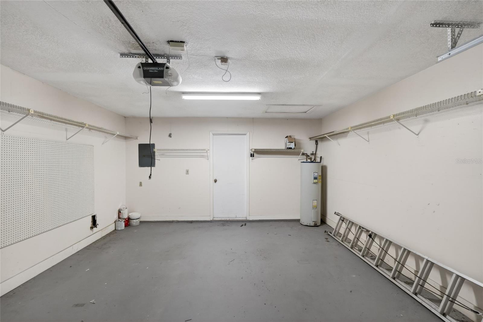 FAIRFIELD ON TEE - Residential