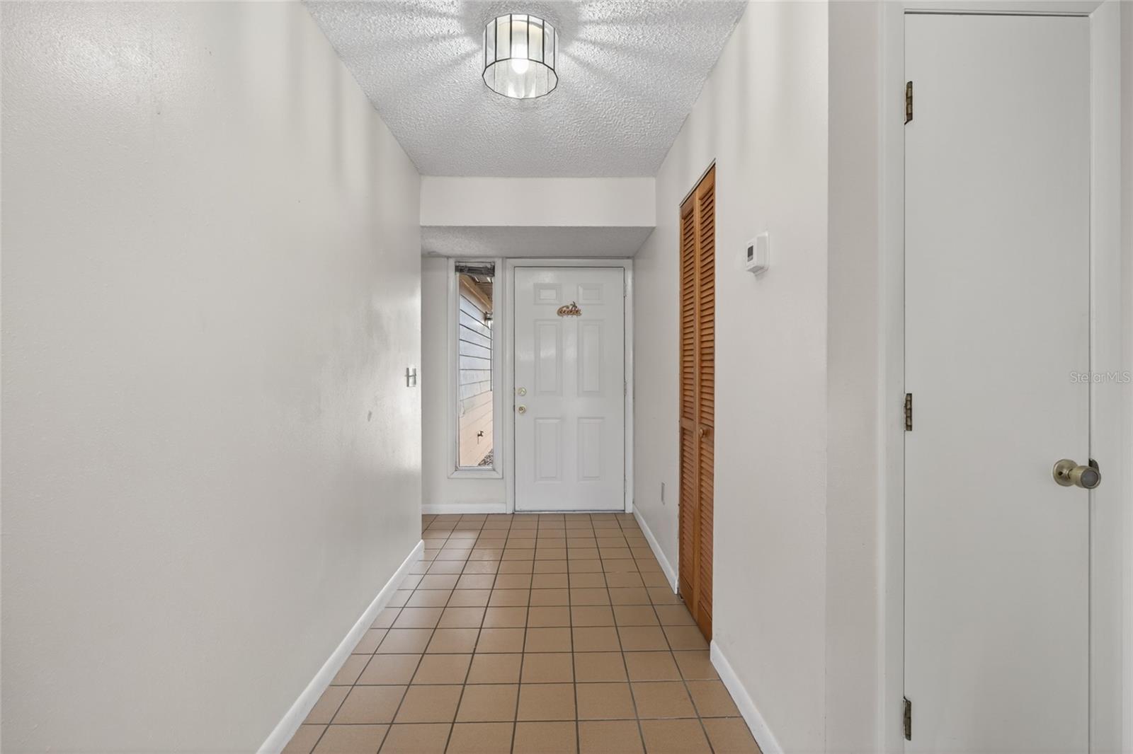 707 CARPENTERS WAY 24