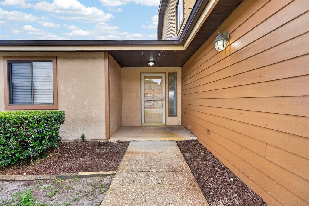 Photo of 707 Carpenters Way #24, Lakeland, FL 33809 (MLS # L4961004)
