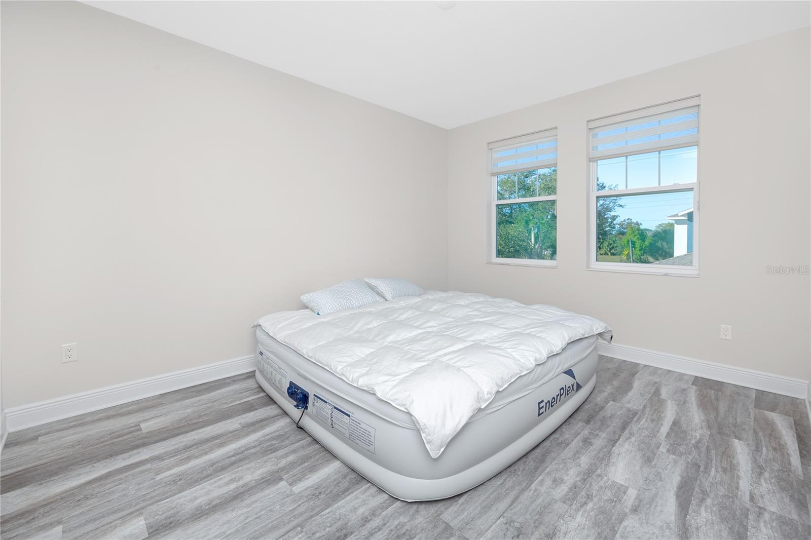 SANTORINI TRACE - Residential