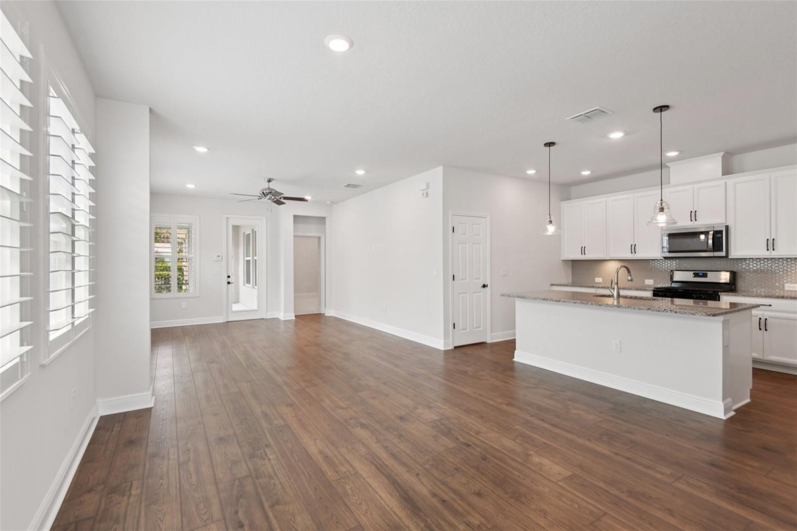 13890 KINGFISHER GLEN DRIVE