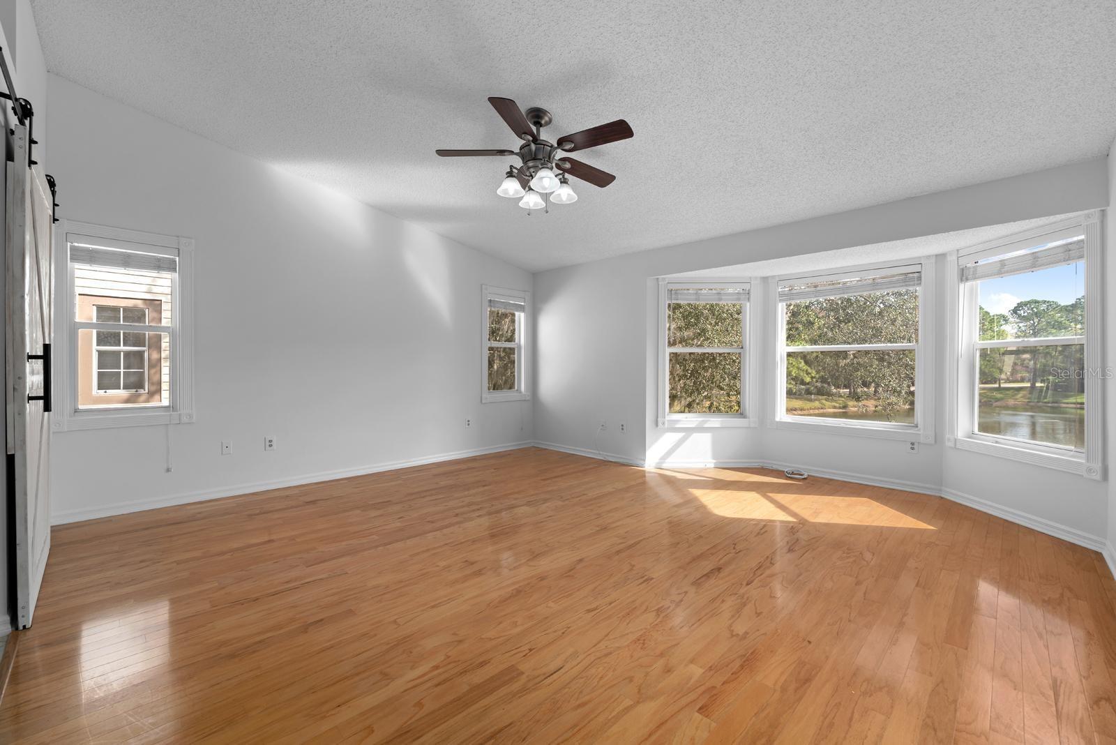 LAUREL OAKS AT EAST LAKE - Residential