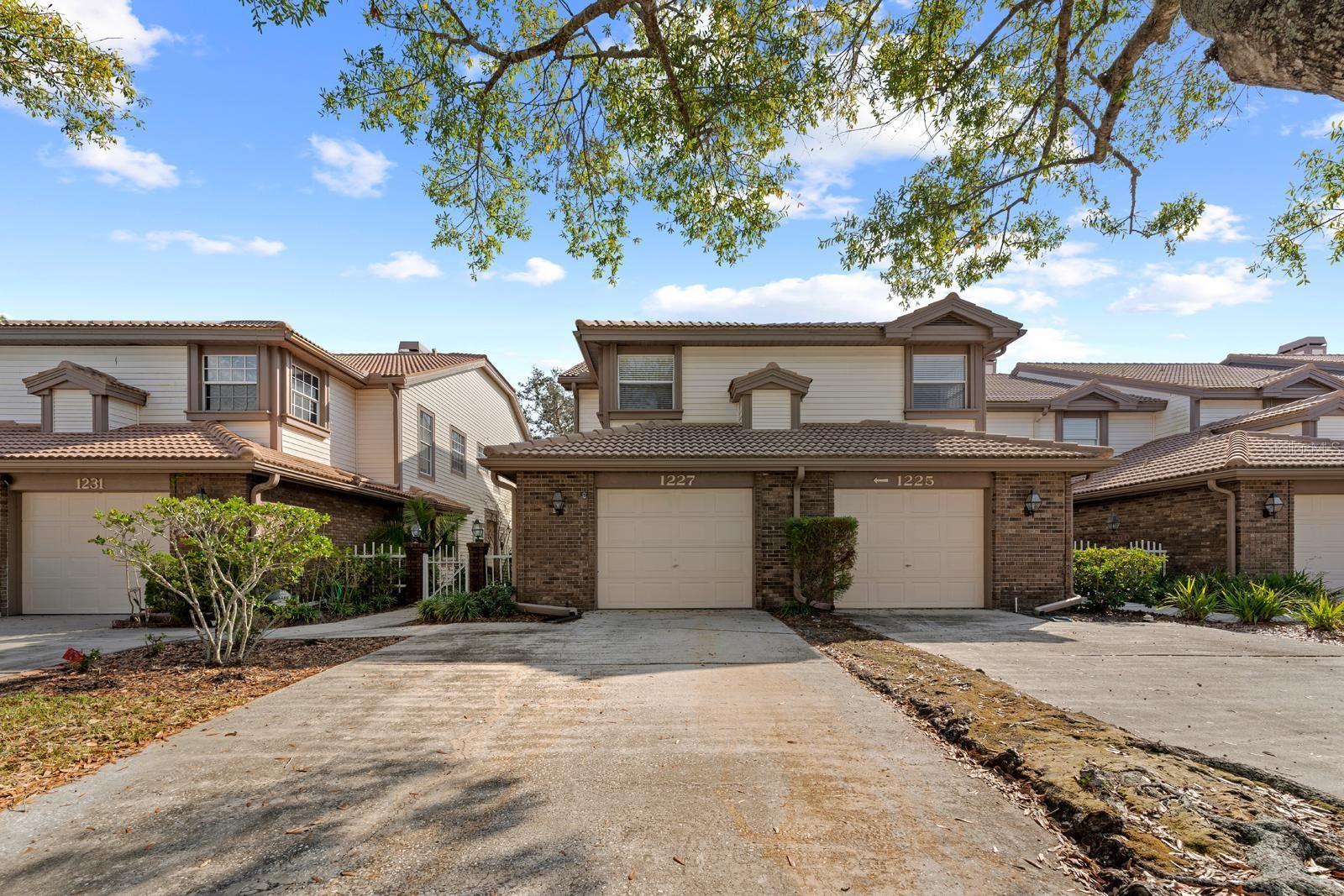 LAUREL OAKS AT EAST LAKE - Residential