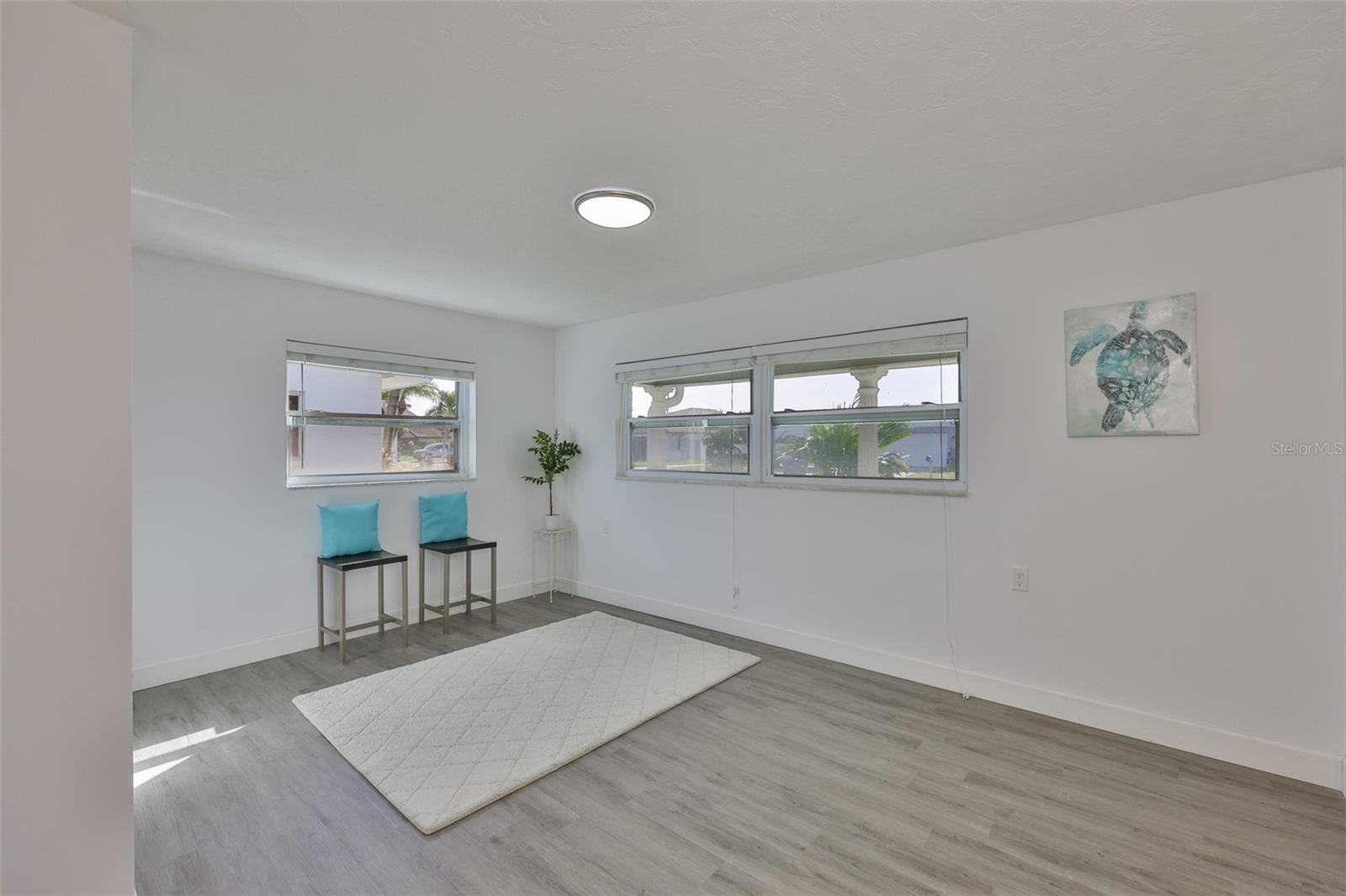 CAPRI ISLE - Residential
