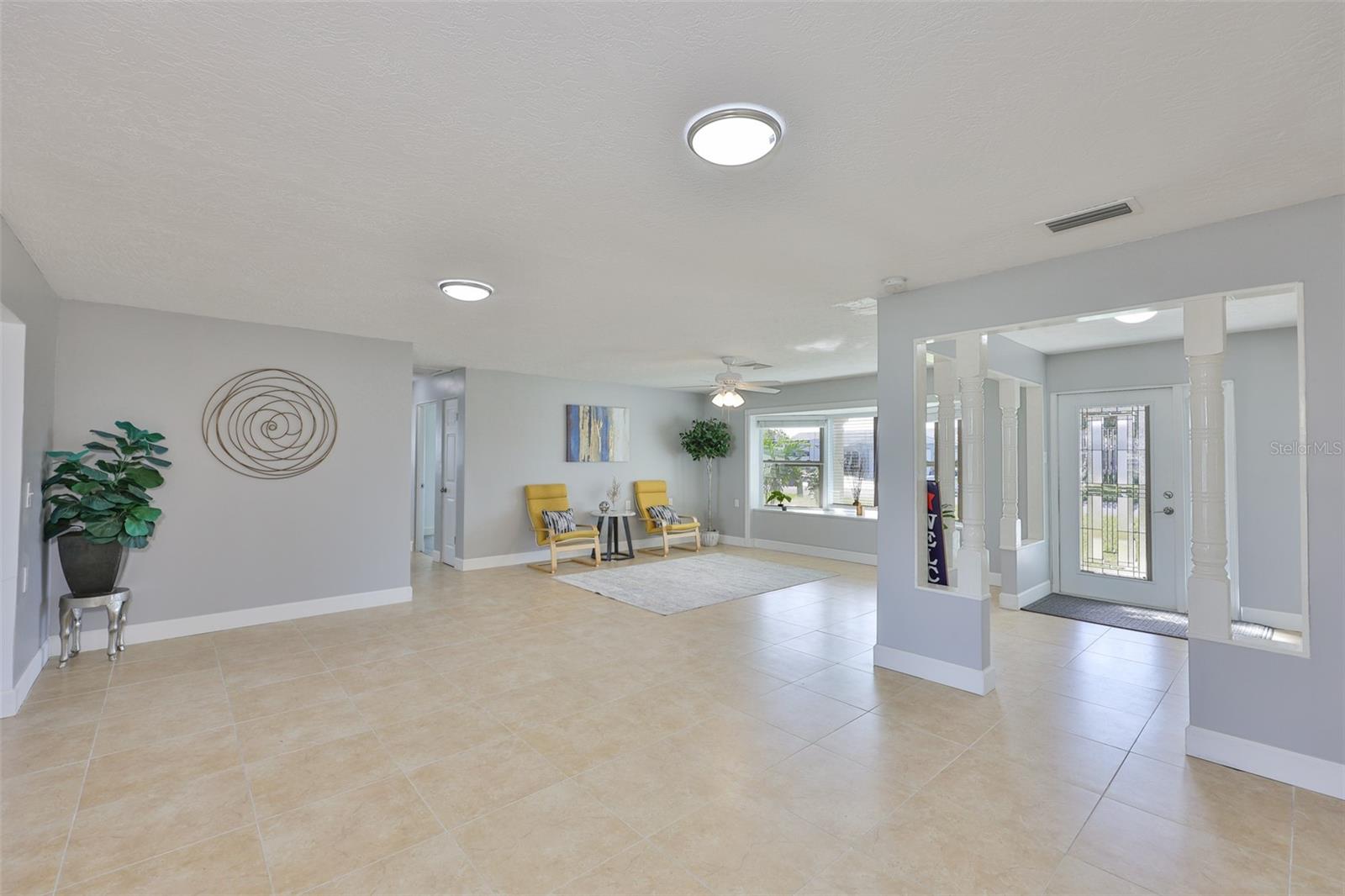 CAPRI ISLE - Residential