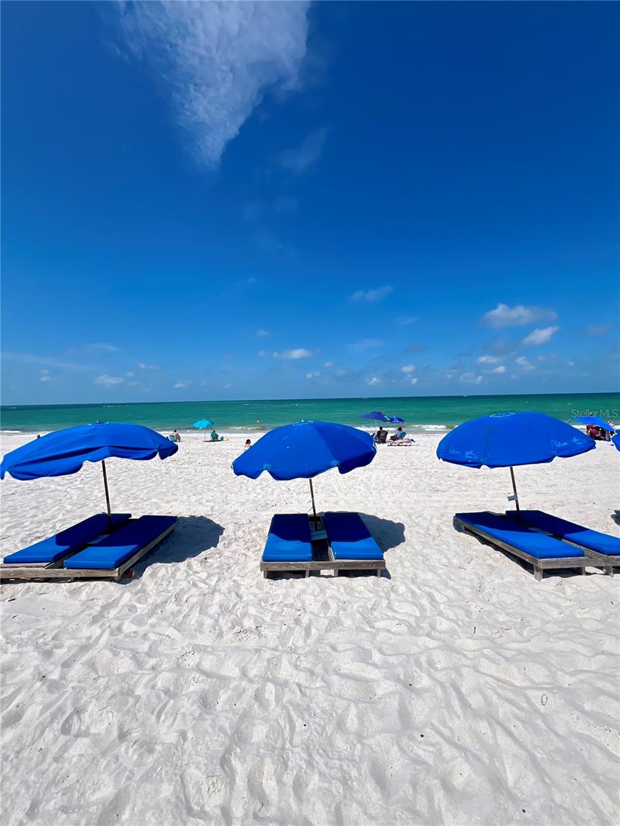 CAPRI ISLE - Residential
