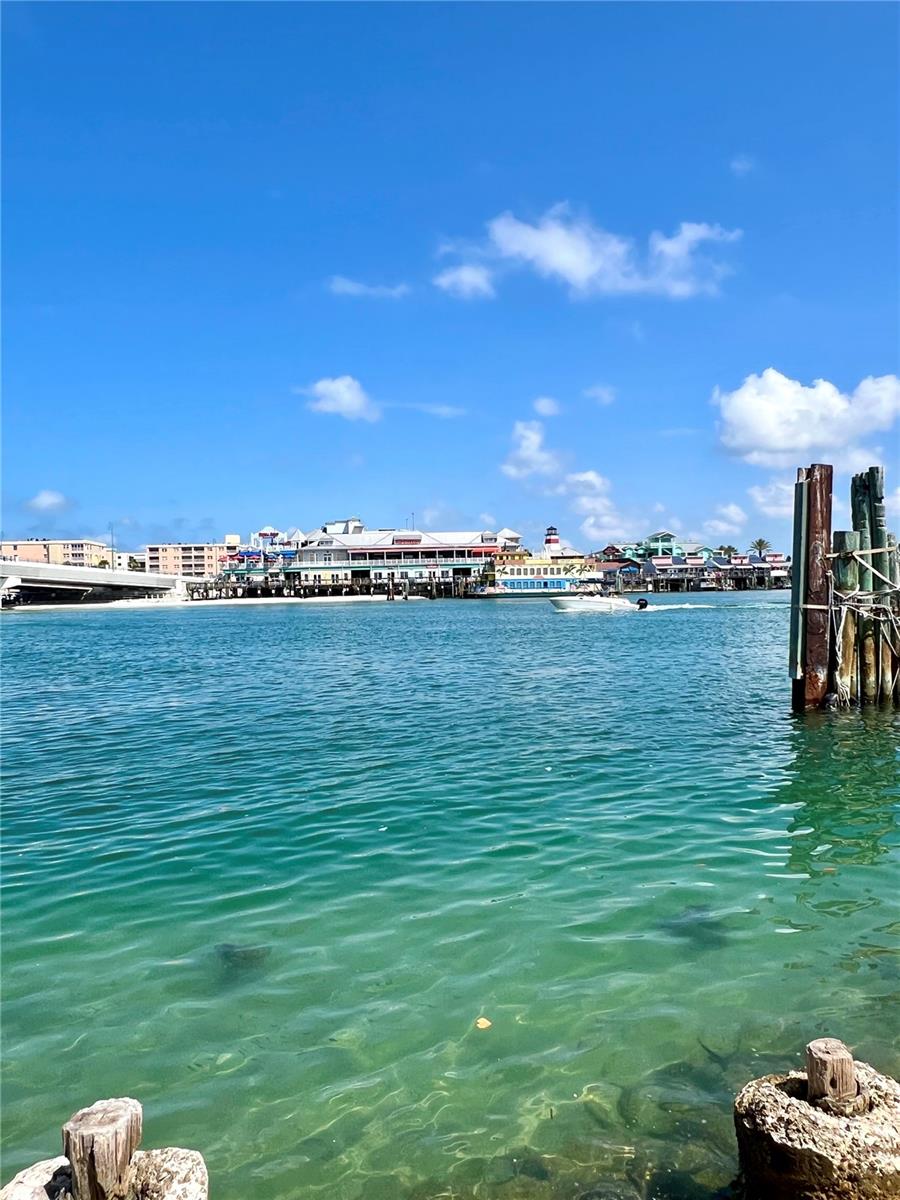CAPRI ISLE - Residential