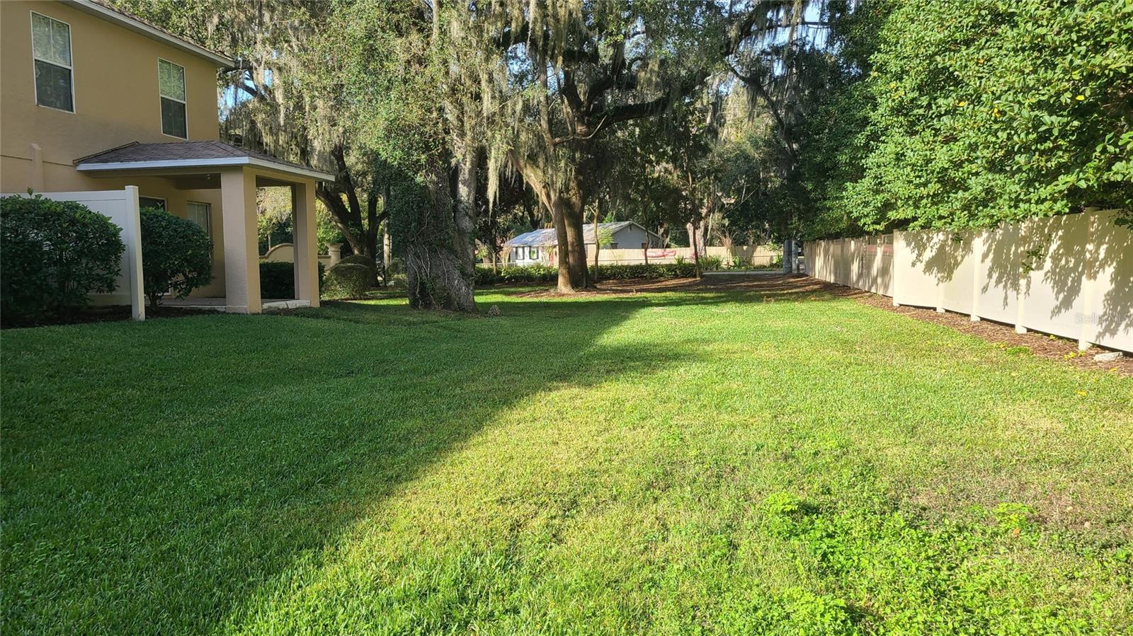 WEDGEWOOD TWNHMS - Residential Lease