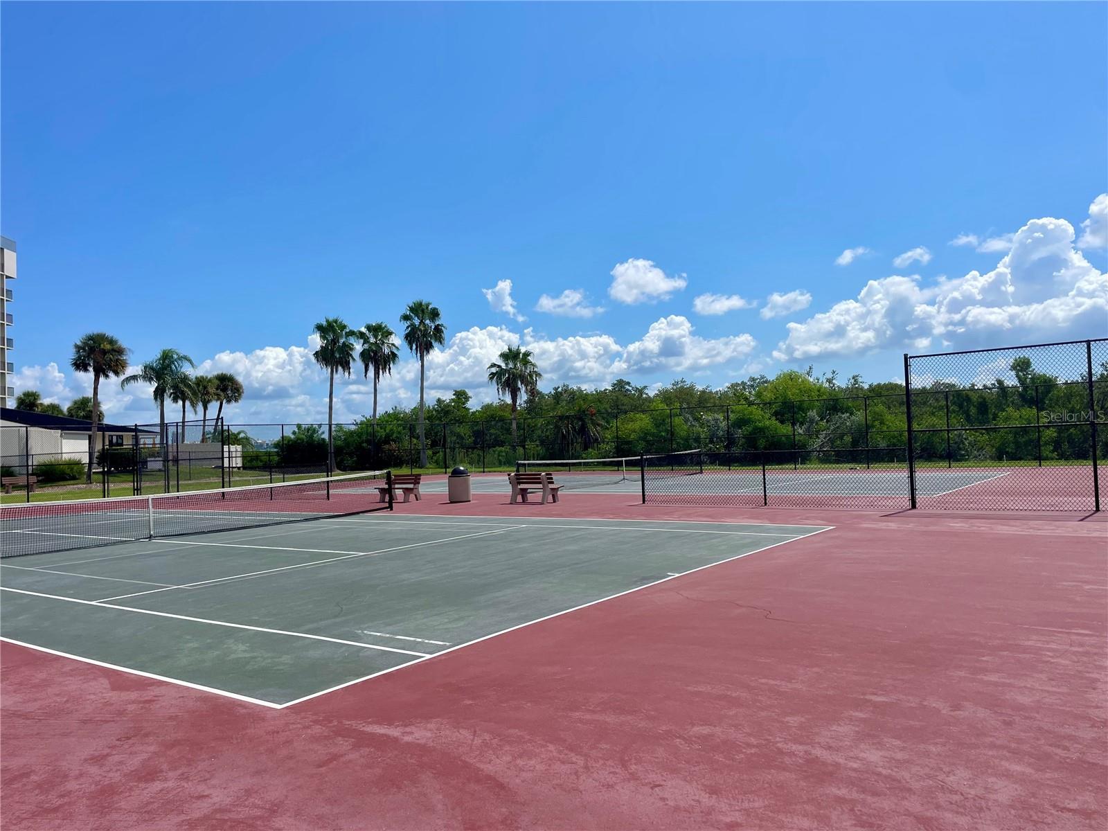 SAND KEY CONDO-BAYSIDE II - Residential Lease