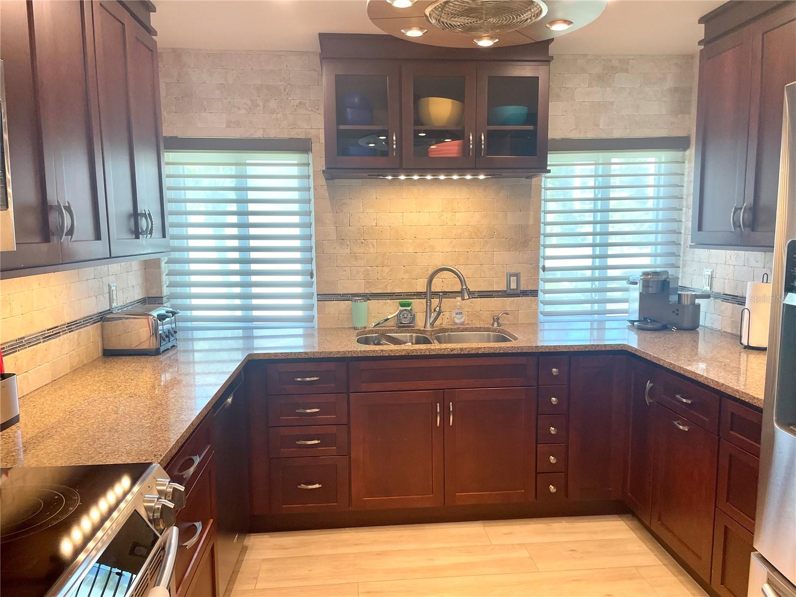 SAND KEY CONDO-BAYSIDE II - Residential Lease