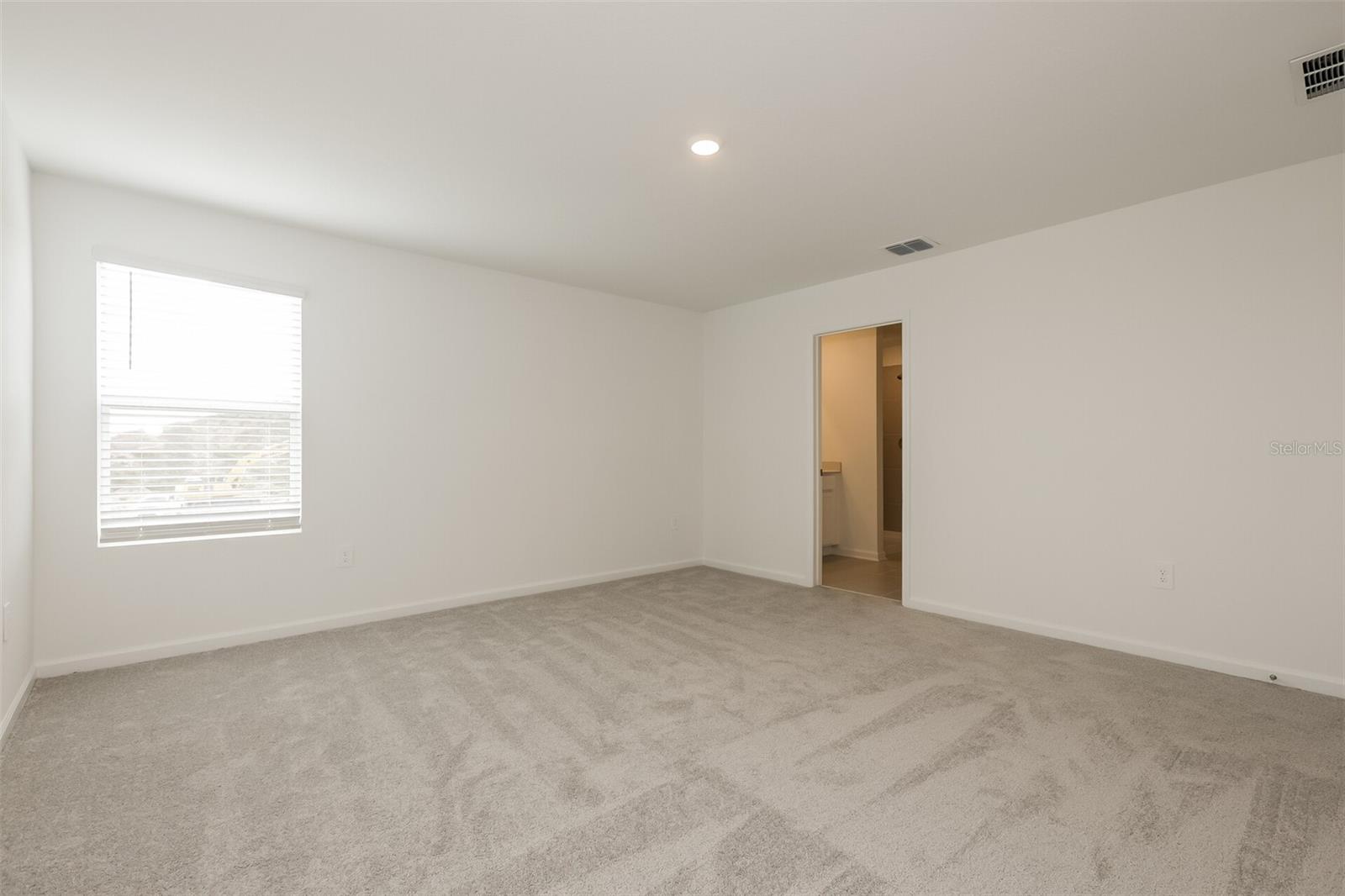 HUNT CLUB/LK WALES PH 1 - Residential Lease