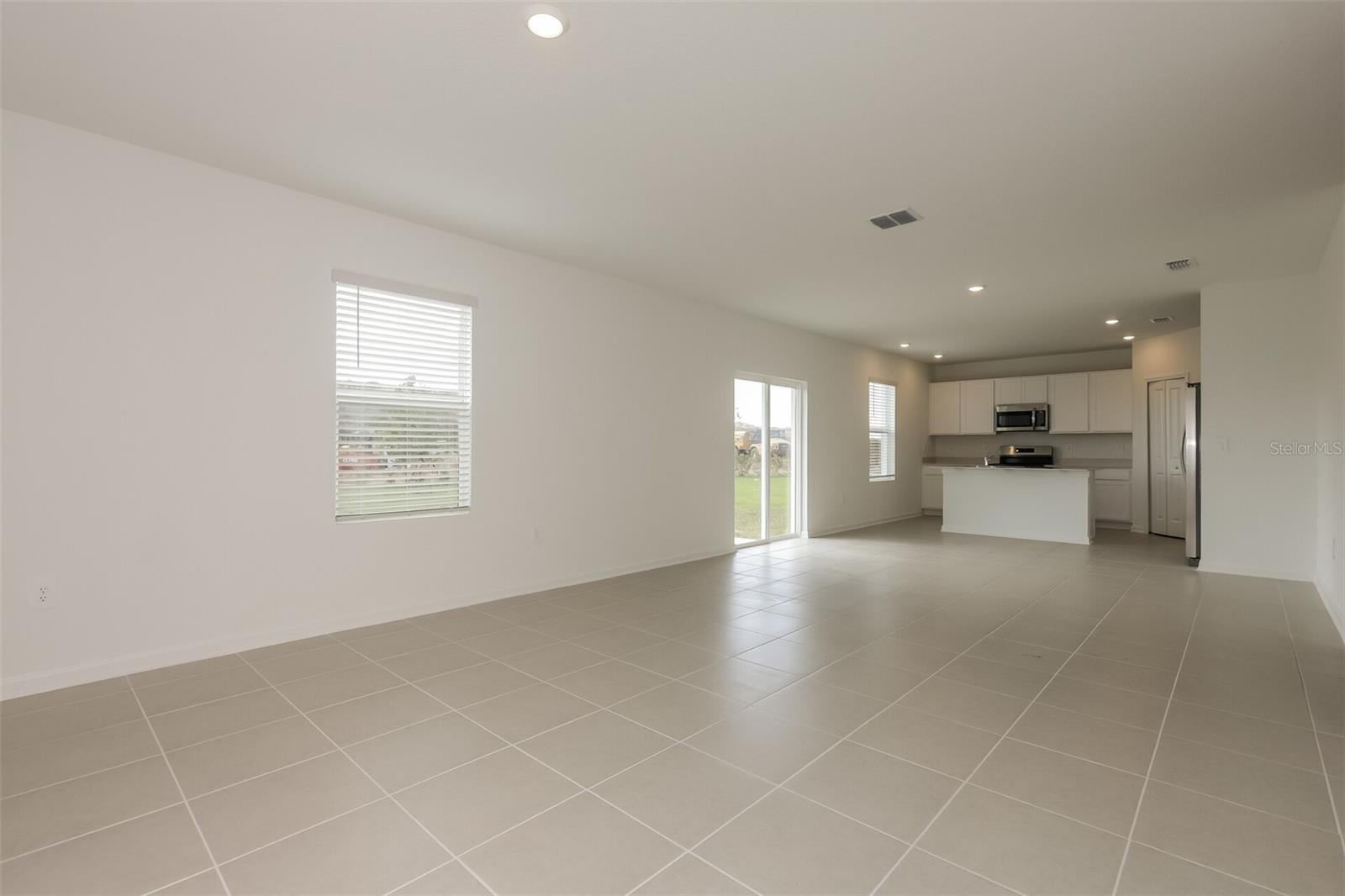 HUNT CLUB/LK WALES PH 1 - Residential Lease