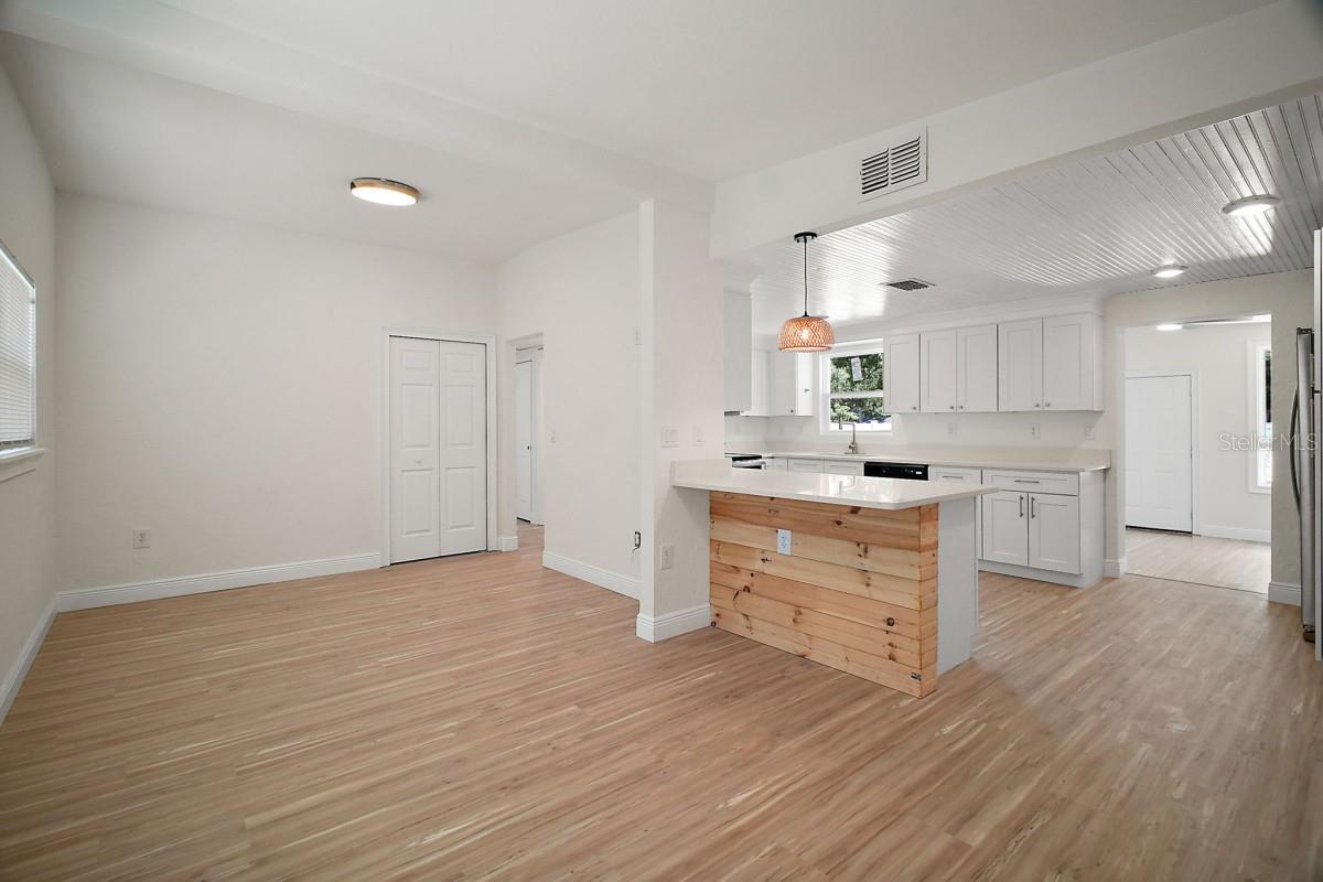1103 MALCOM ROAD