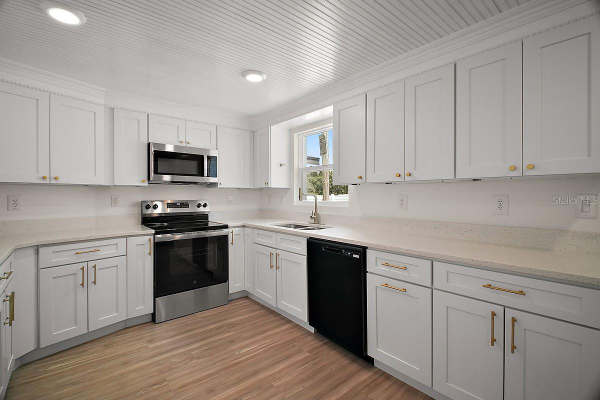 1103 MALCOM ROAD
