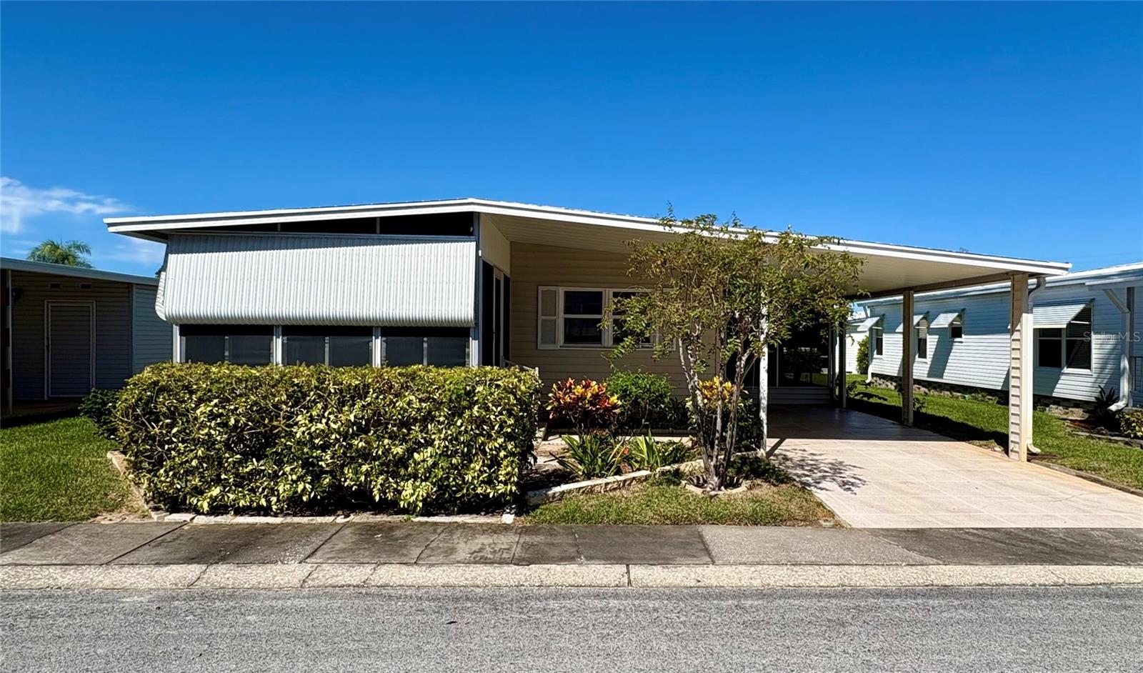 BLUE JAY MOBILE HOME ESTATES CONDO - Residential