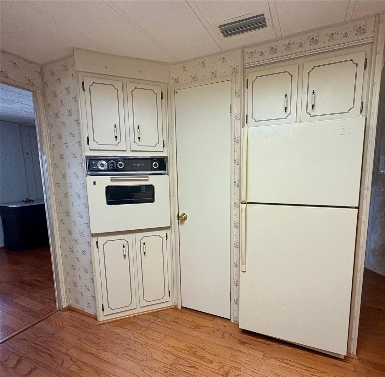 BLUE JAY MOBILE HOME ESTATES CONDO - Residential