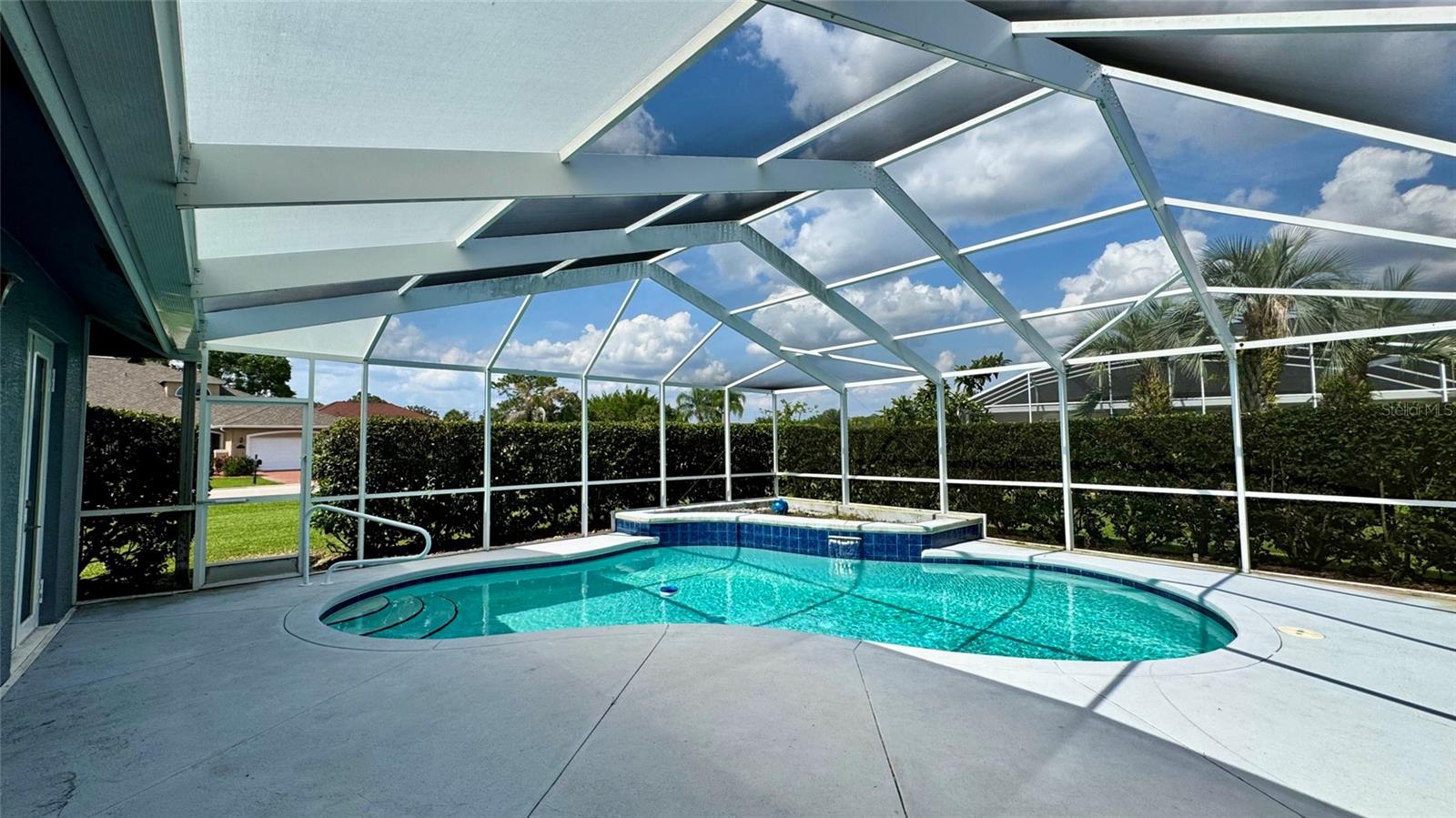 SUN N LAKE - Residential