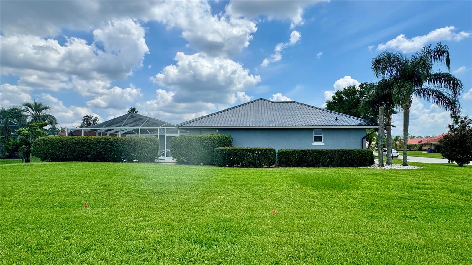 SUN N LAKE - Residential
