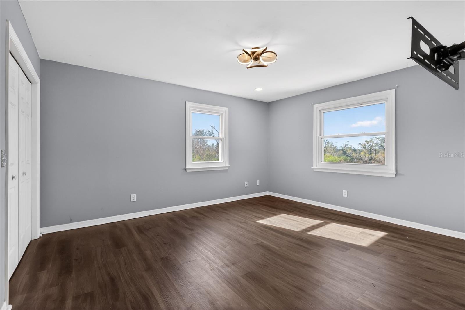 ARCHWOOD ESTATES UNREC SUB - Residential