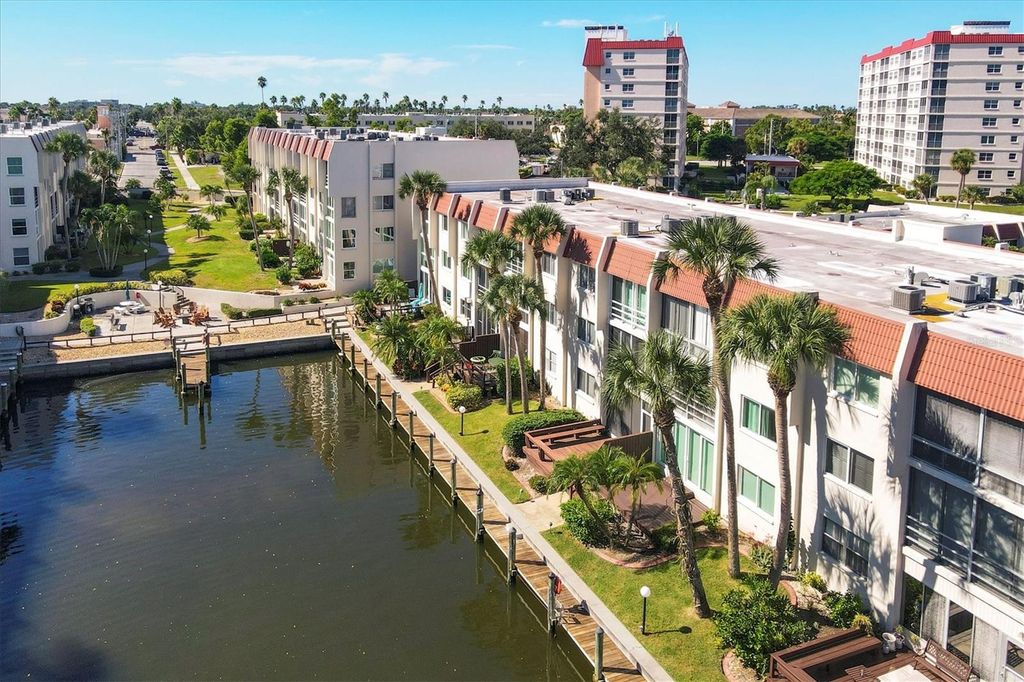 Photo of 240 Santa Maria Street #328, Venice, FL 34285 (MLS # A4665832)