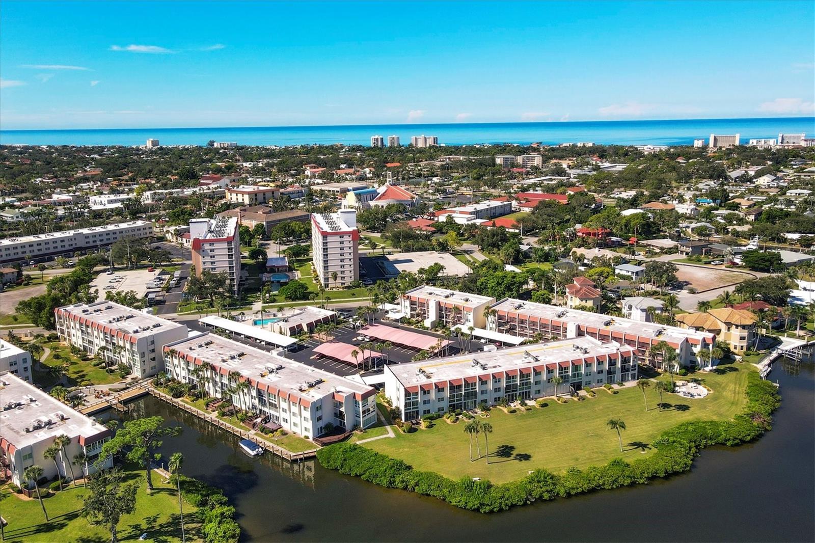 BELLA COSTA II - Residential