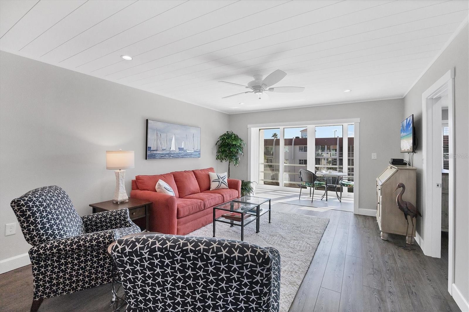 BELLA COSTA II - Residential